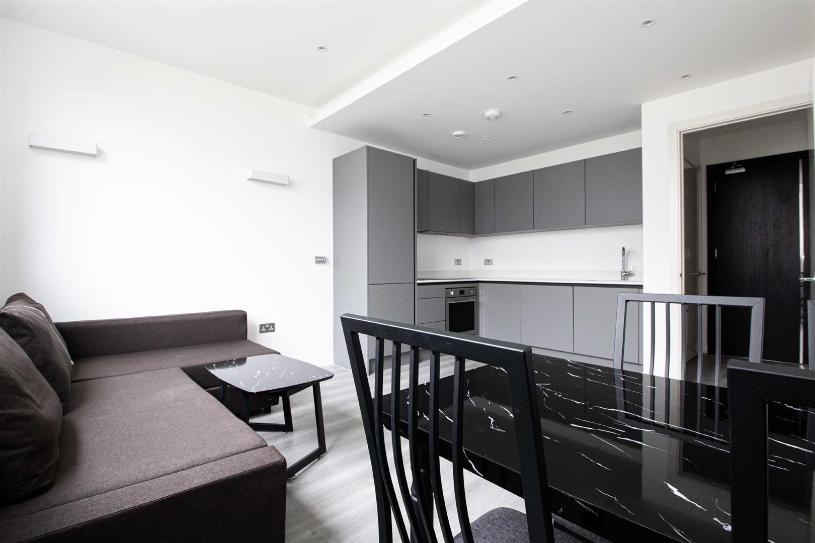 2 Foxhunter Drive, Linford Wood, Milton Keynes